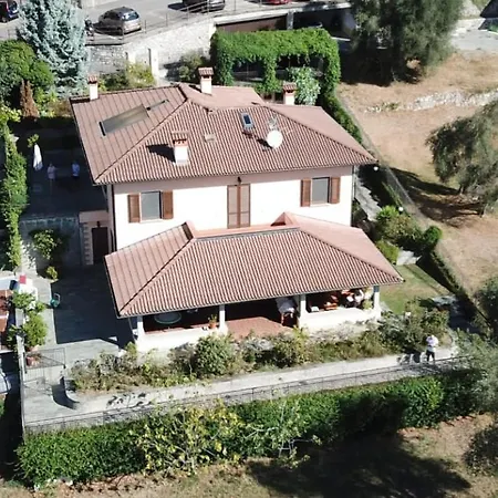 Casa Intignano - Con Bagno E Portico Vista Διαμέρισμα *