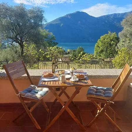 Casa Intignano - Con Bagno E Portico Vista Διαμέρισμα *
